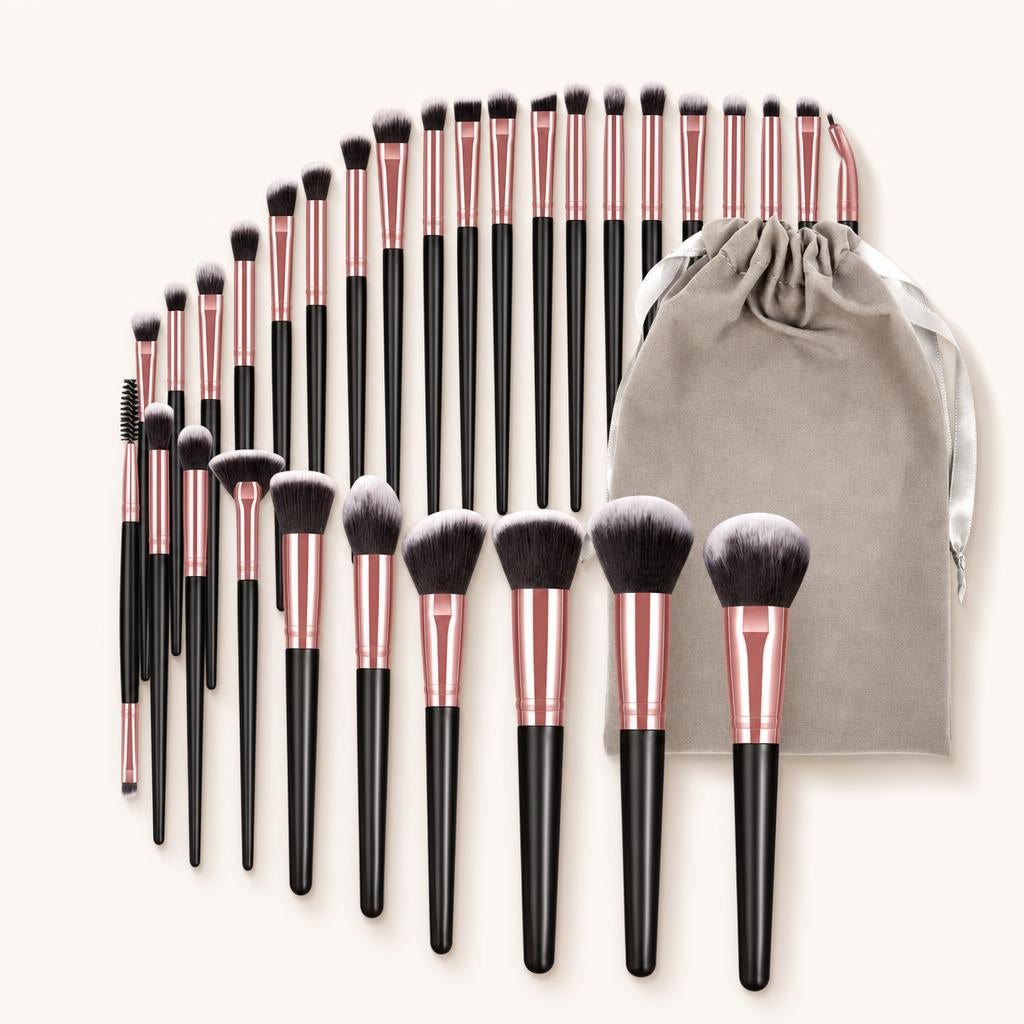 Set de 30 brochas · Negro y dorado